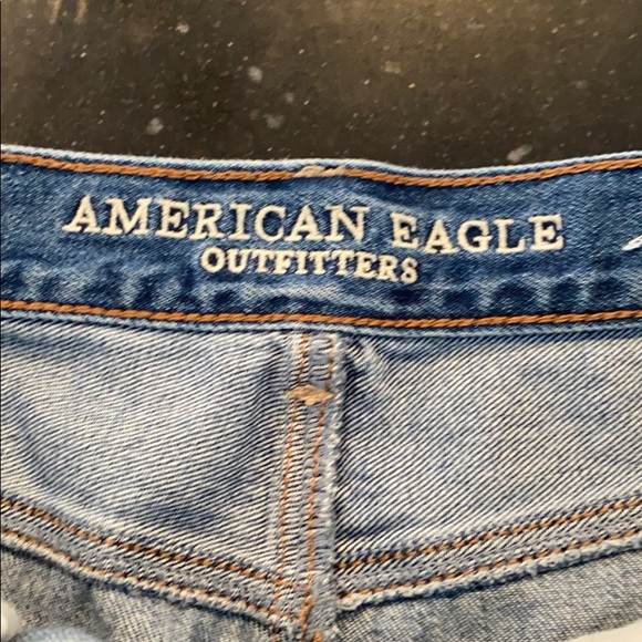 American Eagle Mom Jeans SZ 8 short - Picture 7 of 9